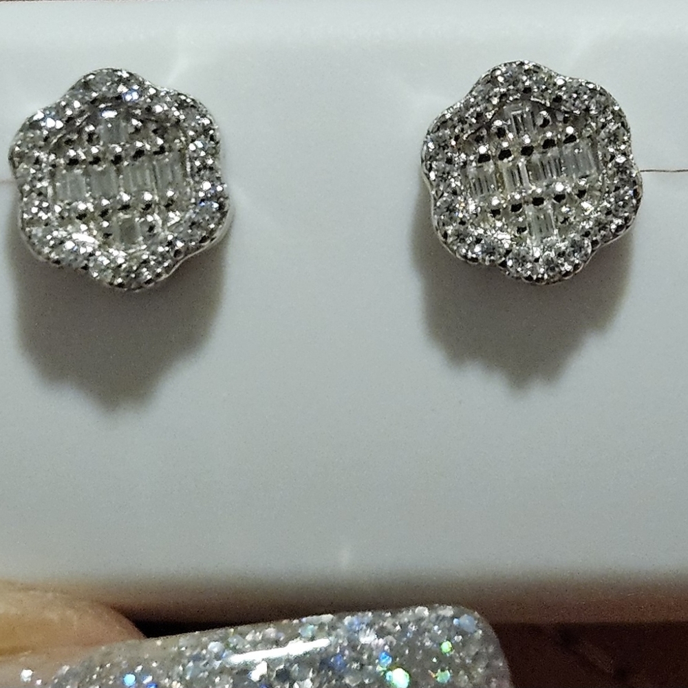 1ct Round And Baguette Real Moissanite Earrings